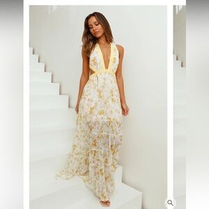 NWT- Fortunate One HELLO MOLLY Fashion Forward Maxi Dress Yellow size: M